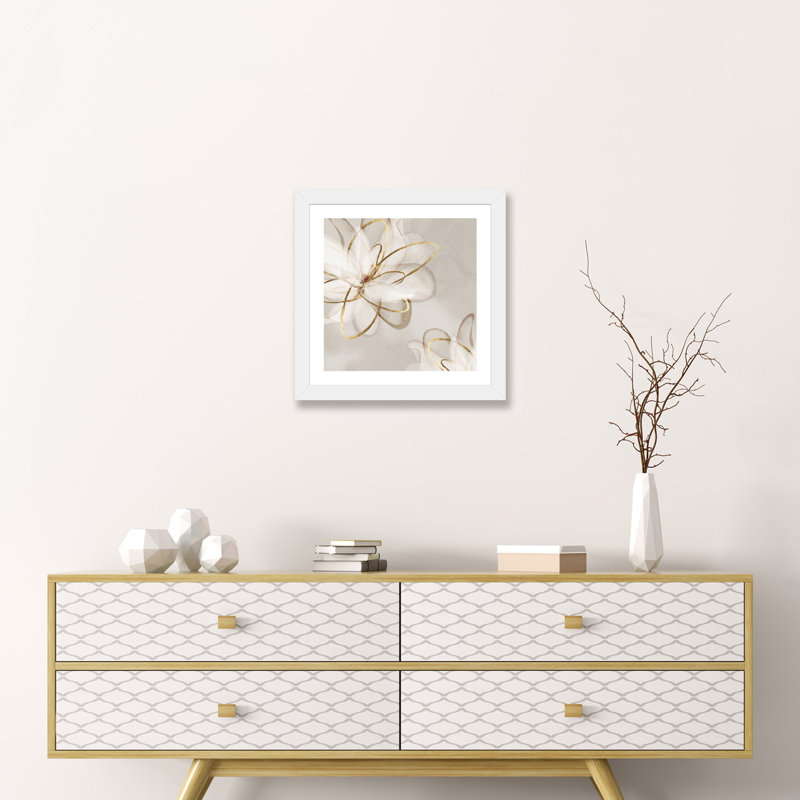 Beauté transparente I - Imprimé, H 16 po x l 16 po, Papier dans un cadre photo, Blanc