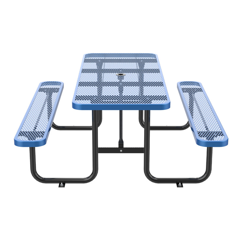 Table de pique-nique rectangulaire de 96 po en acier enduit de bleu, banc rouille, filet à haute charge, trou de parasol pour la construction en acier et les pattes, pieds en maille dense, fêtes en plein air au camp