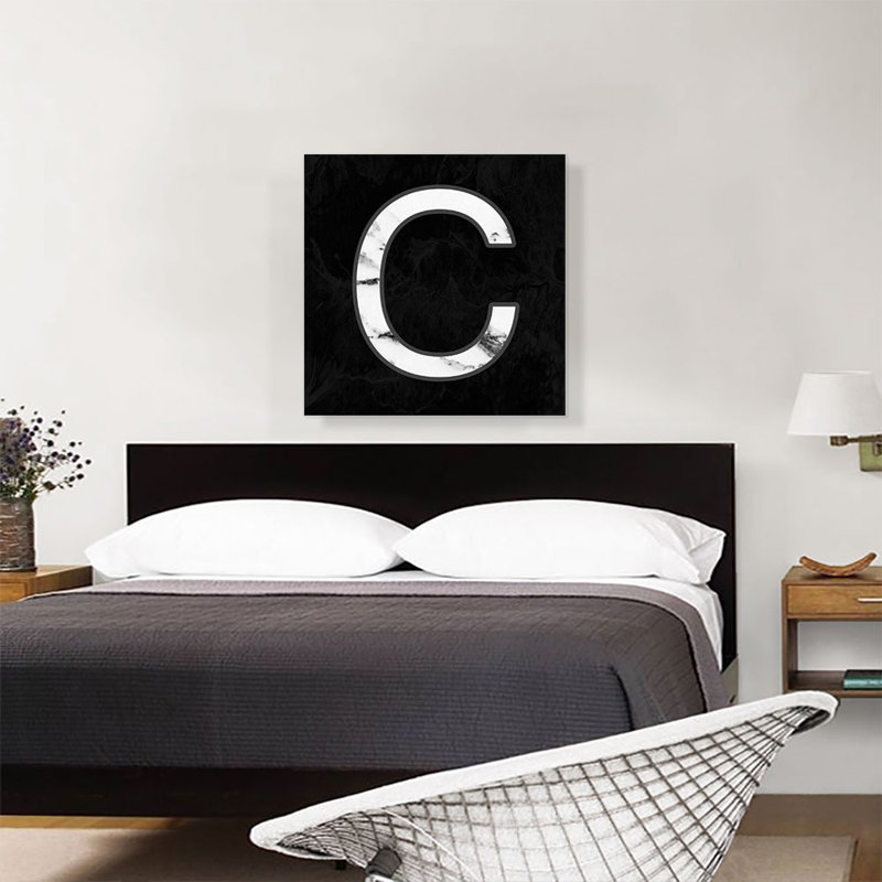 Classy Black White Marble Alphabet, lettre C - reproduction d'art textuel sur toile tendue, H 26 po x l 26 po x P 1,5 po