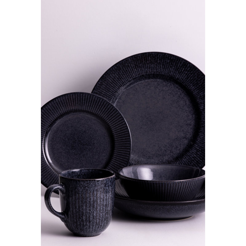 Reactive Linear Set Of 4 Side Plates, Black