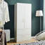 Armoire en bois blanche à deux portes avec deux tiroirs et barres de suspension - option de fermeture en douceur, espace de rangement très profond, coquille d'eau et de chaleur, revêtement anti-rayures, panneau de classement E0, 2 fois plus épais, fabriqué en bois massif