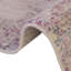 Tapis contemporain Orianthi de couleur ivoire-mauve-524742859
