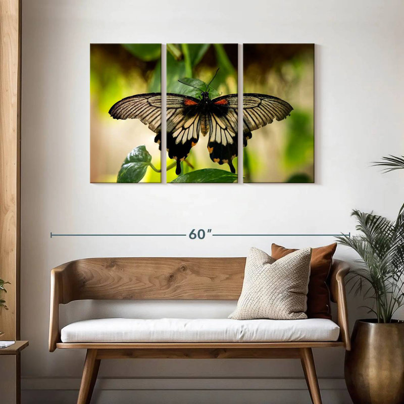Brampt Monarch Butterfly, 28" H x 45" W