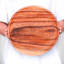 Assiette plate ronde en bois d'acacia
