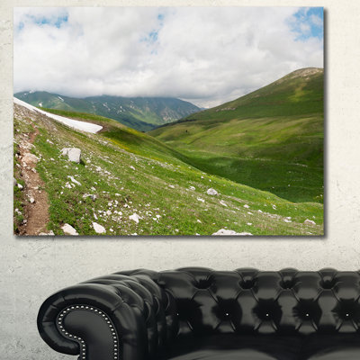 « north caucase green montagne », reproduction de photo sur toile tendue