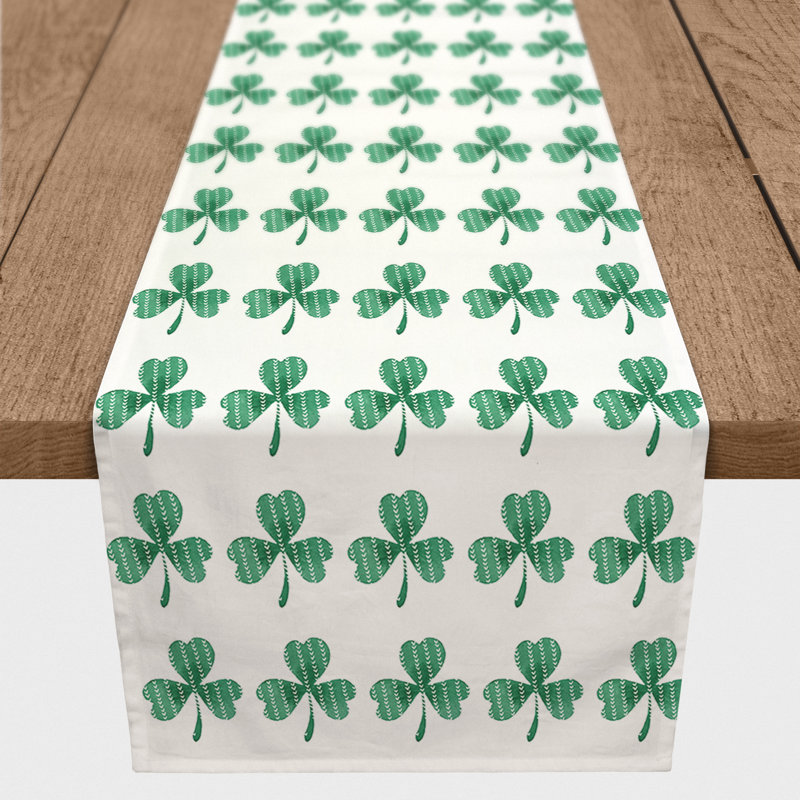 Chemin de table, 72 po x 16 po