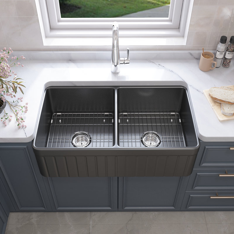 Évier de cuisine à double cuve en argile réfractaire 33 po x l 18 po avec grille d'évier et crépine, Noir