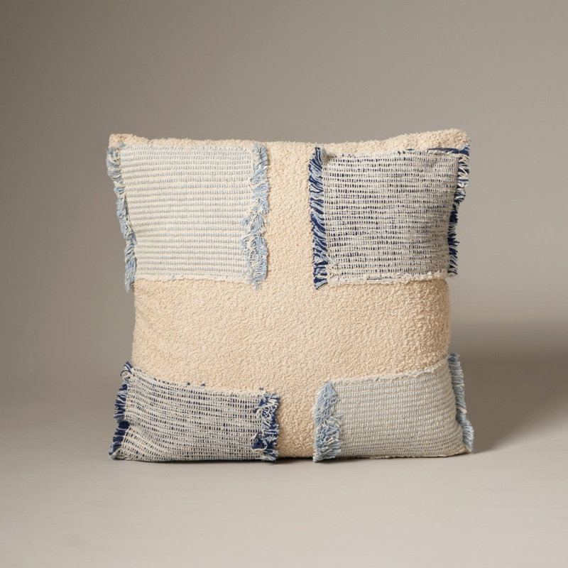 Coussin décoratif à motif quadrillé avec franges et garniture en polyester, 45,7 cm x 45,7 cm