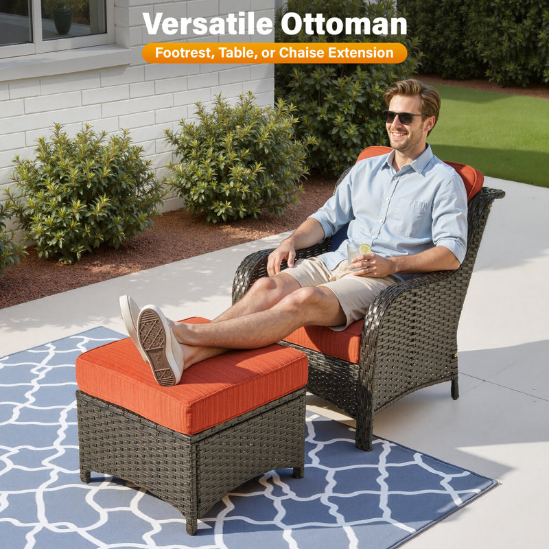 Ensemble de conversation en rotin avec coussins de sept articles, Orange-rouge, Brun