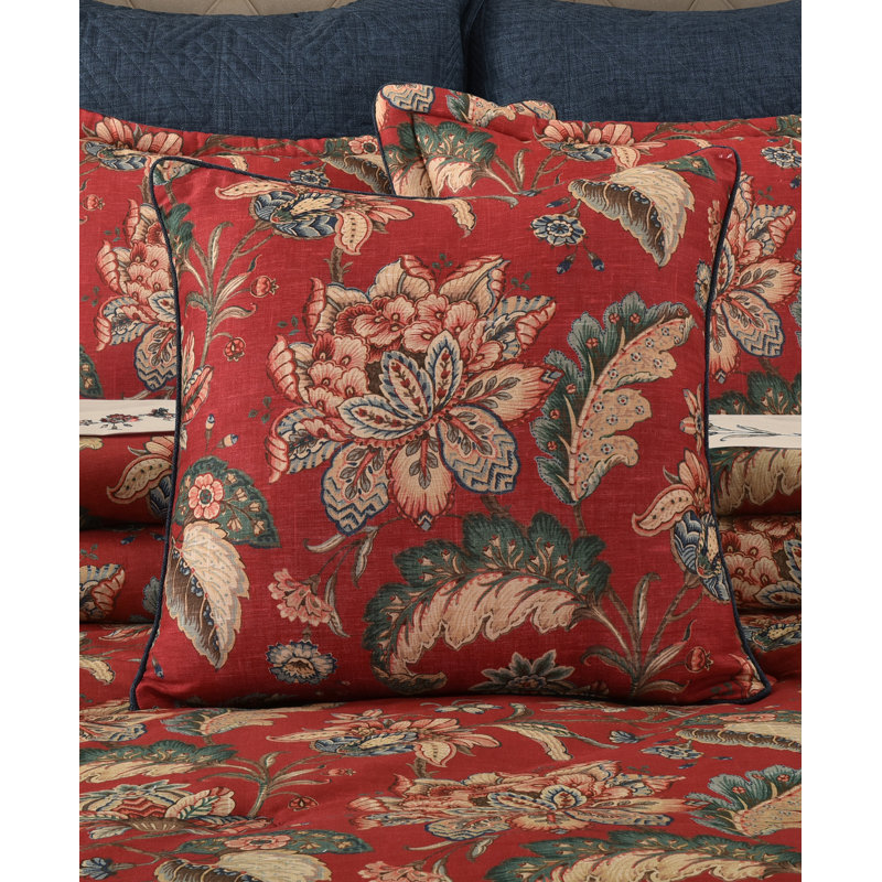 Enchanted Garden Decorative Throw Pillow, Carré, Motif floral rouge, H 20 po x l 20 po