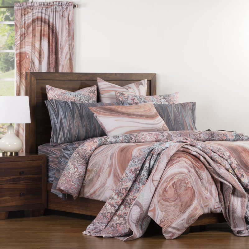 King Size Reversible Microfiber Quilt in Abstract Design