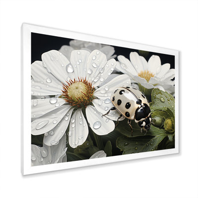 «Nature S Mystery Blooming Ladybug I» sur toile