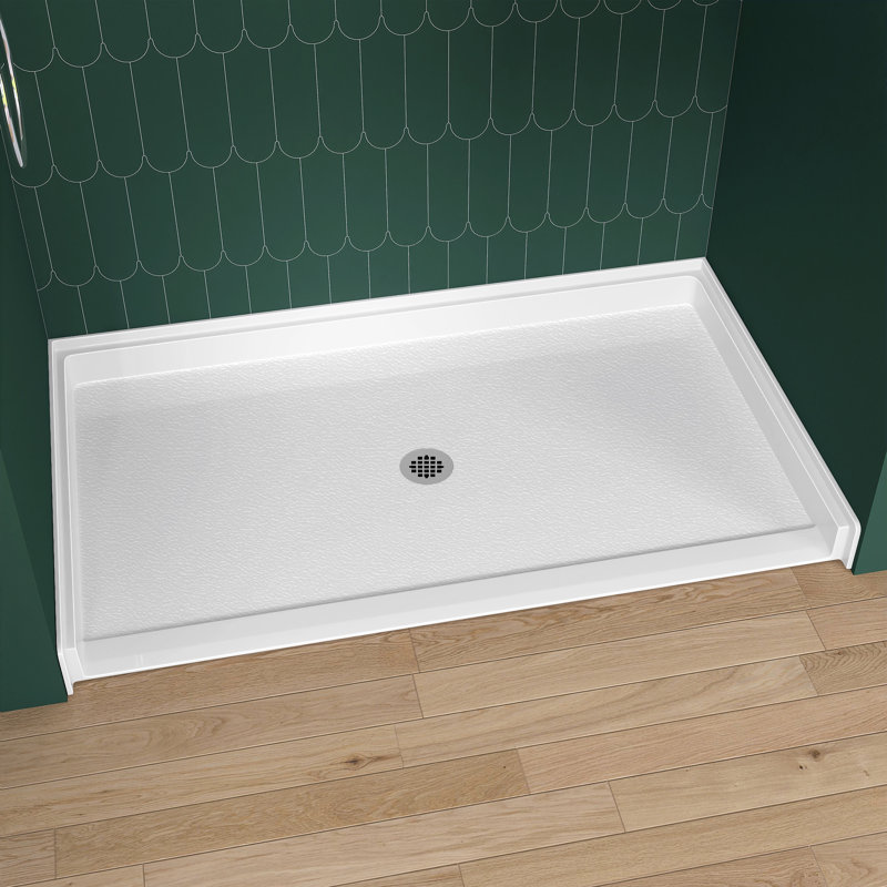 Base de douche 60 po x 36 po ADA à seuil bas et drain central, Centre