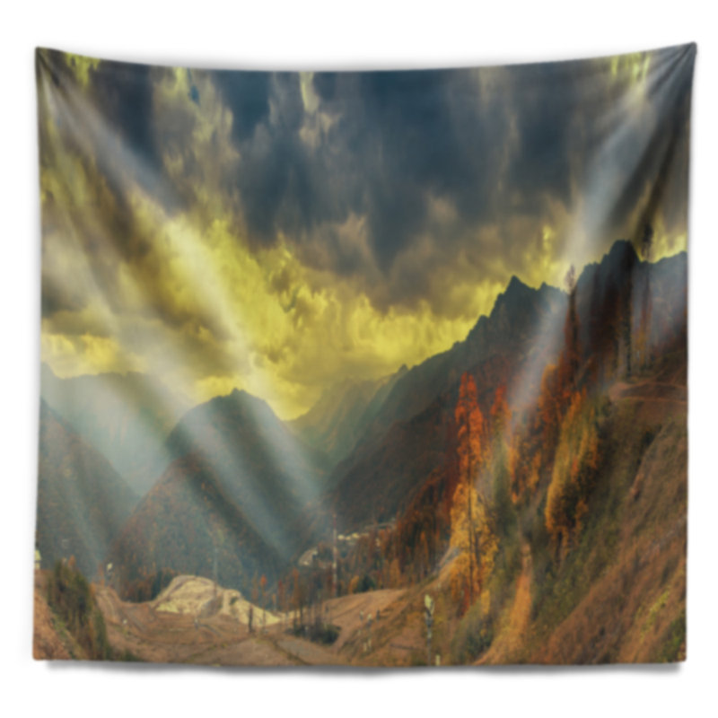 Paysage, montagnes du Caucase, tapisserie panoramique jaune, H 78 po x l 92 po