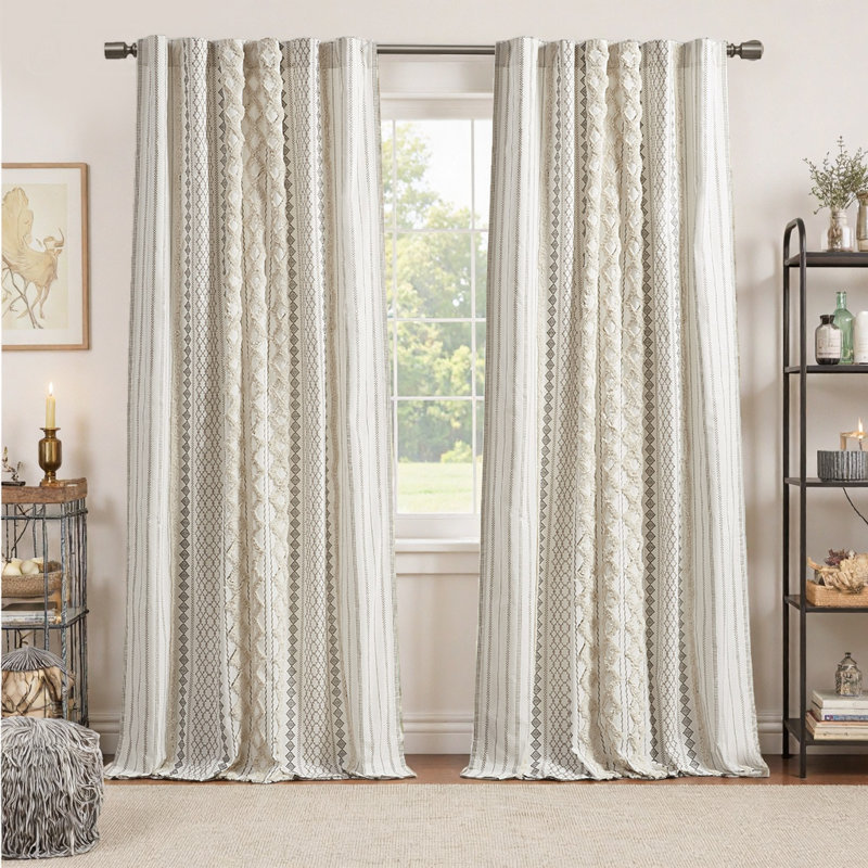 Rideau obscurcissant Cutrer, L 50 po x L 95 po, Beige