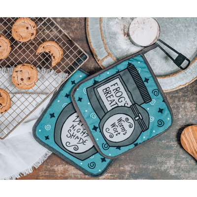 Ukonic Abstract Cotton Blend Potholder Set
