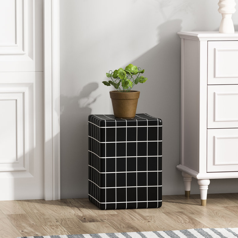Afrodita End Table, Black