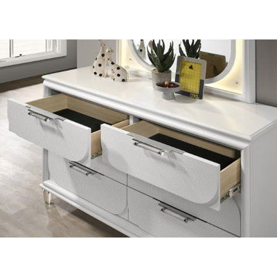 Elioat 6 Drawer Dresser