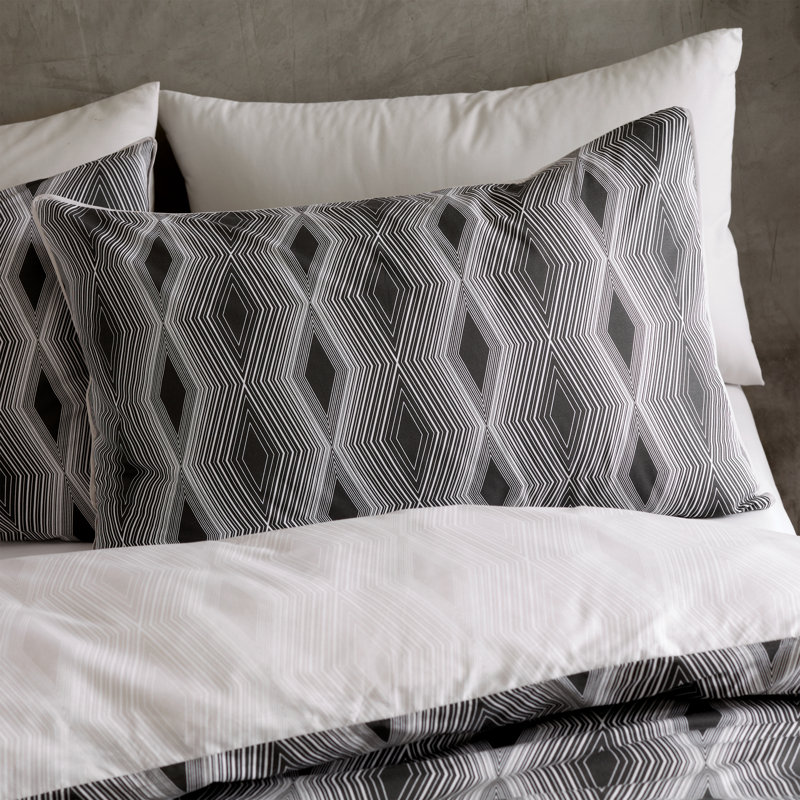 Ziggurat Geo Duvet Set, Super King Duvet Cover + 2 Standard Pillowcases