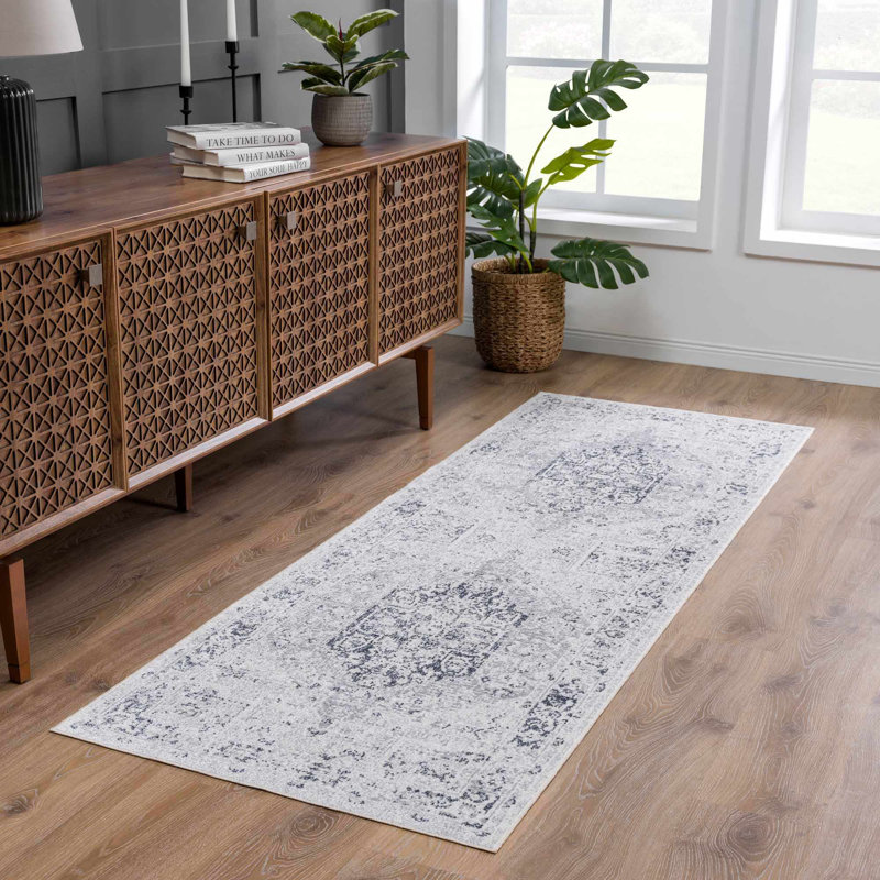 Brookdene Oriental Indoor Rug, Runner 2'7" x 7'3"