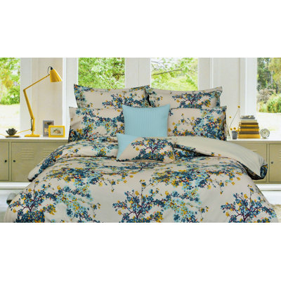 Casablanca Garden Sateen Floral Duvet Cover