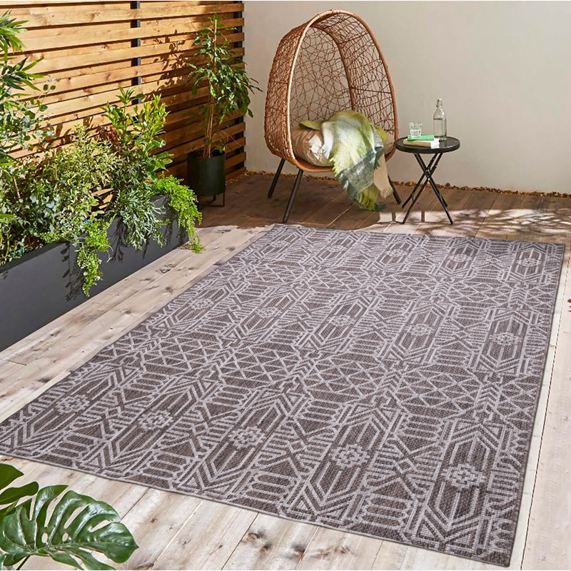 Dylbere Geometric Indoor / Outdoor Area Rug, Runner 100 x 300cm