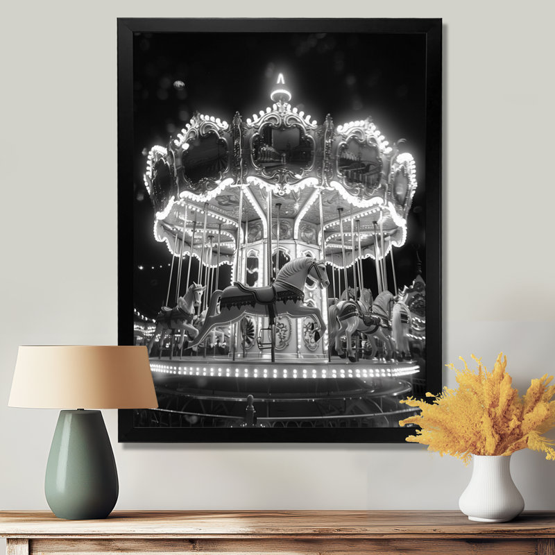 Carrousel monochromes d'été tournoyant Splendor, H 20 po x l 12 po x P 1 po, Toile encadrée noire simple