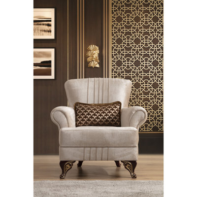 Chaise de style traditionnel avec revêtement en chenille de couleur beige