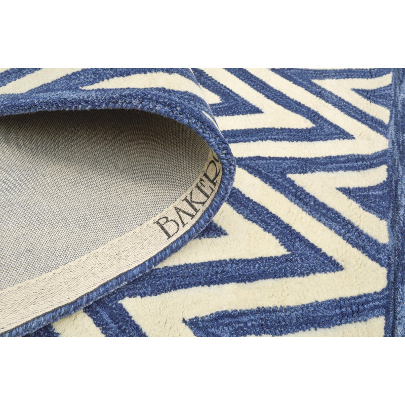 Ziggy Chevron Wool Hand Woven Area Rug, Rectangle 153 x 244cm