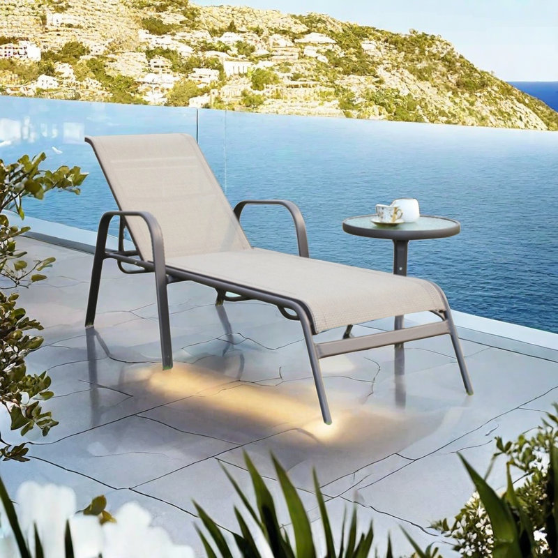 Adjustable Outdoor Lounge Chair Outdoor Chaise Lounge Set with Table