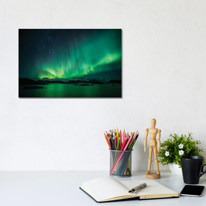 Nightly Spectacle par Fabian Fortmann - Giclée sur toile tendue avec châssis, H 8 po x l 12 po x P 0,75 po