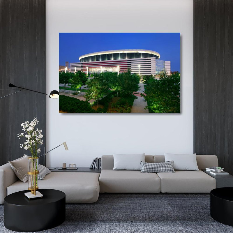 Georgia Dome, H 32 po x l 48 po