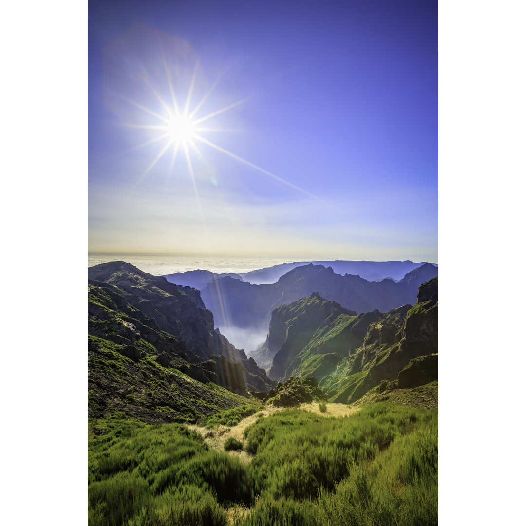 Panoramablick auf die Berge von Adam Smigielski - Leinwandbild