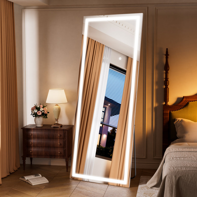 Miroir pleine grandeur à DEL à intensité variable, 71 po x 24 po