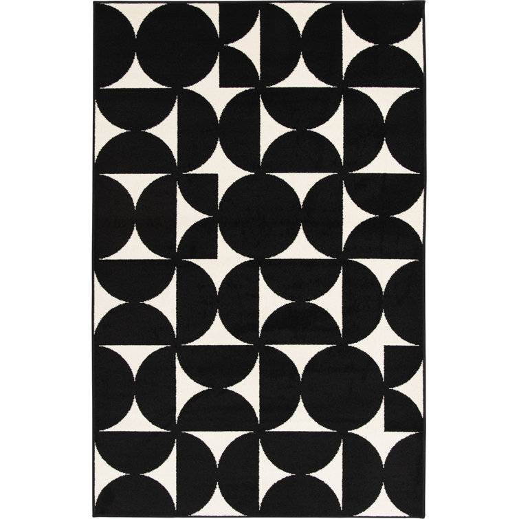 Real Living Pavero Black & White Geometric Outdoor Area Rug, (8' x 10')