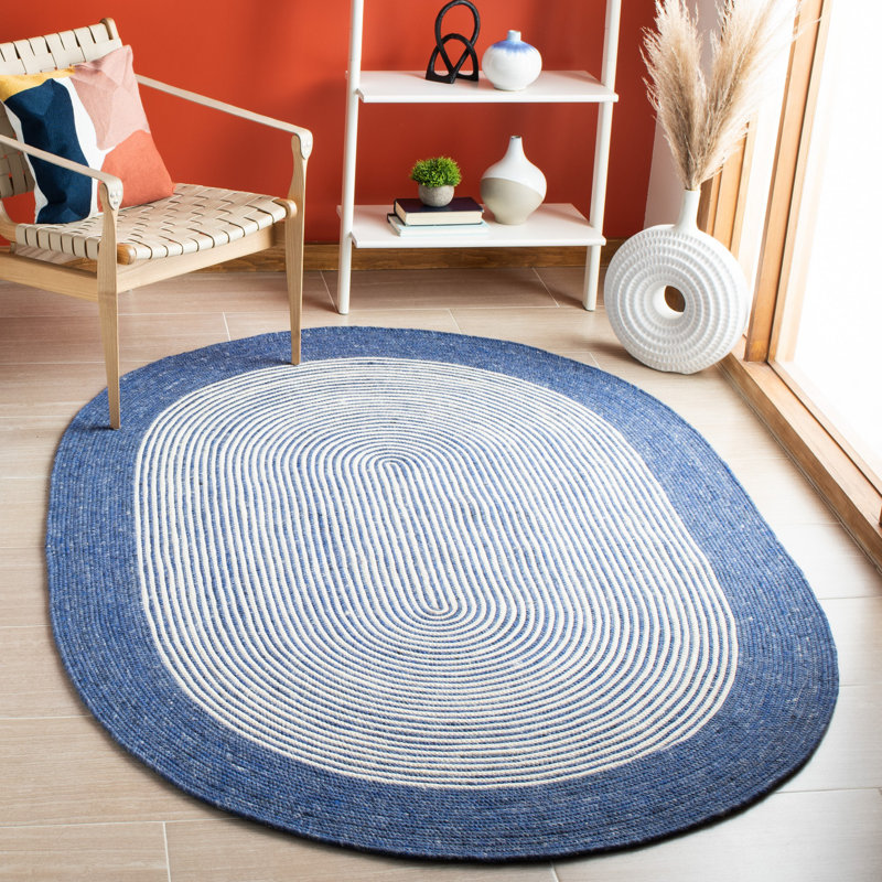Braided Hand Woven Wool/Cotton Abstract Rug in Navy/Ivory, Oval 4' x 6' 