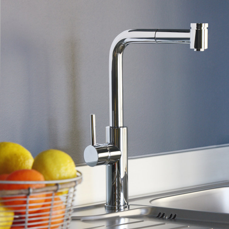 Como Pull Out Single Handle Kitchen Faucet with Accessories