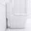 Toilette de salle de bain contemporaine avec siège allongé ultra-silencieux et à fermeture douce-123482671