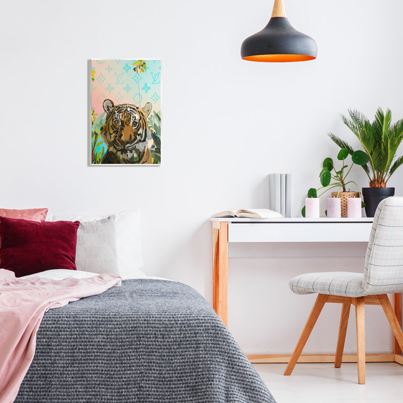 Tigre à la mode par Amelia Noyes, H 19 po x l 13 po x P 0,5 po
