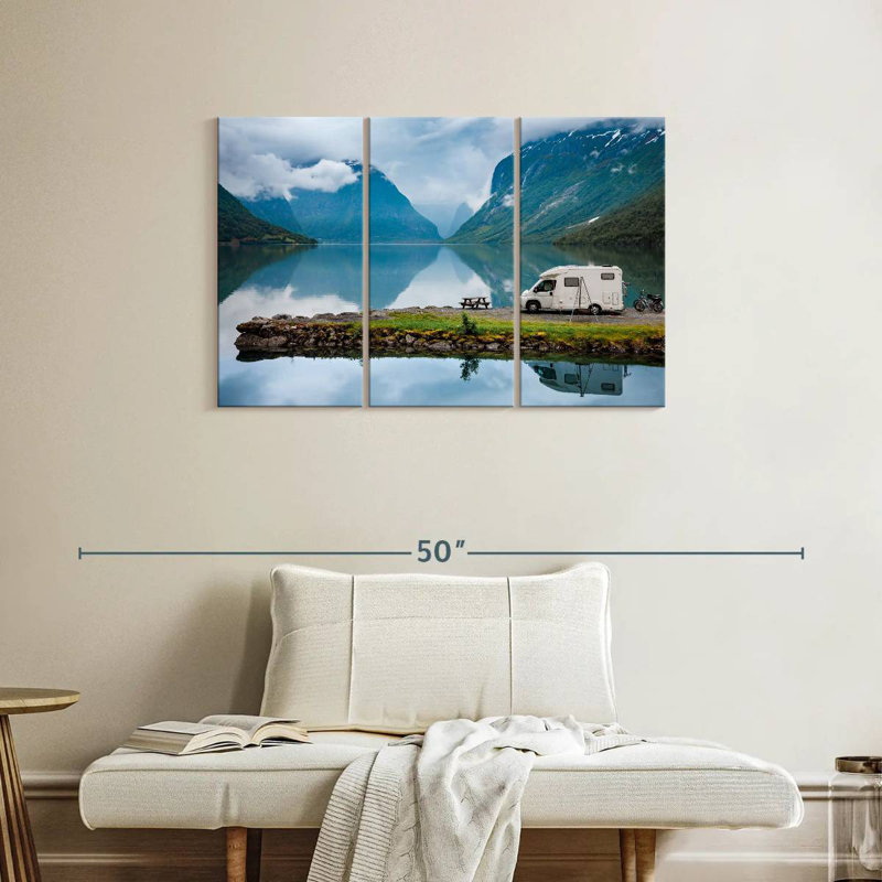 Caravane au bord du lac, H 24 po x l 38 po