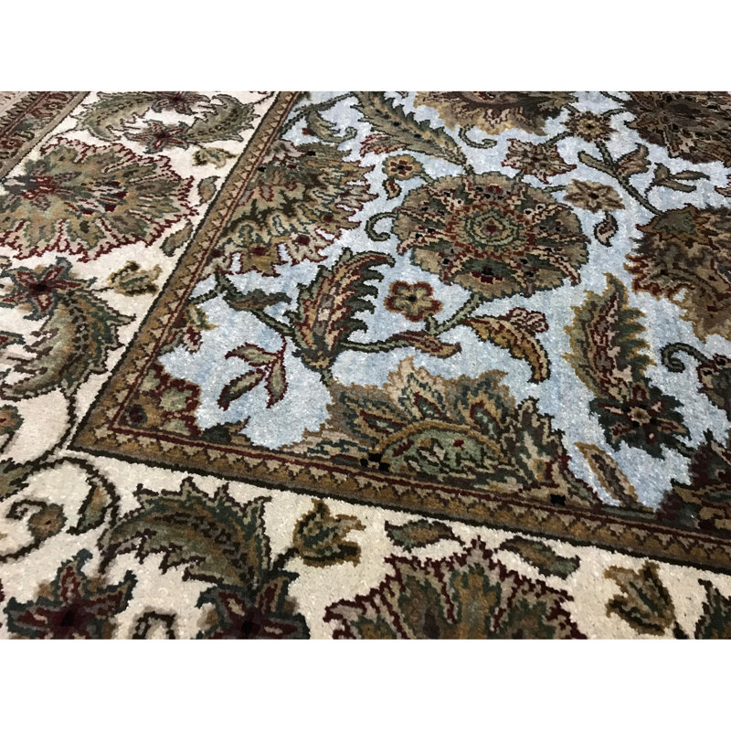 Tapis bleu clair et ivoire noué à la main de haute qualité