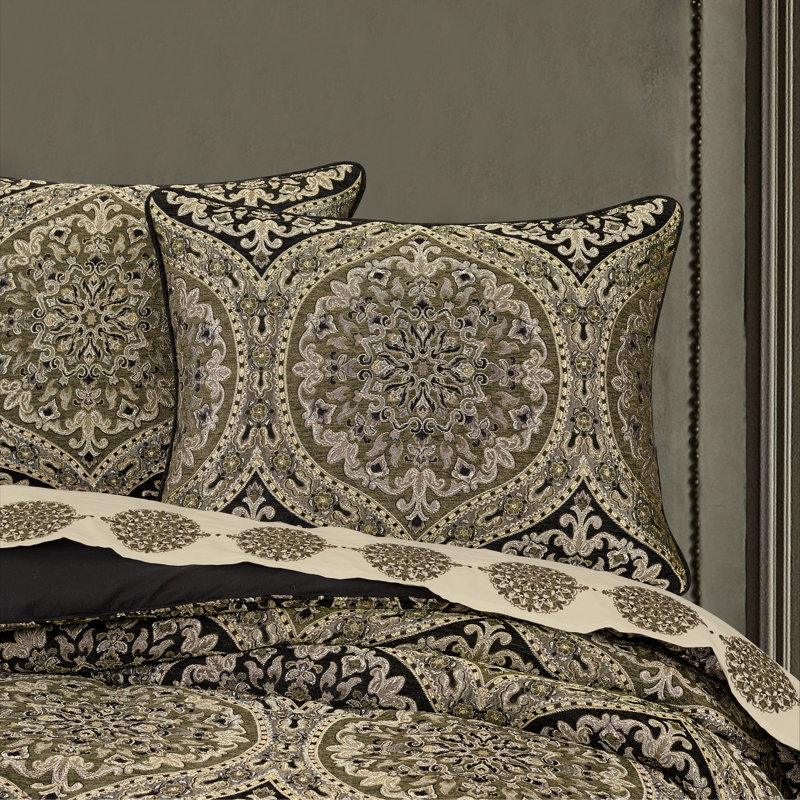 Terra Queen 4Pc. Comforter Set, Queen Comforter + 2 Standard Shams