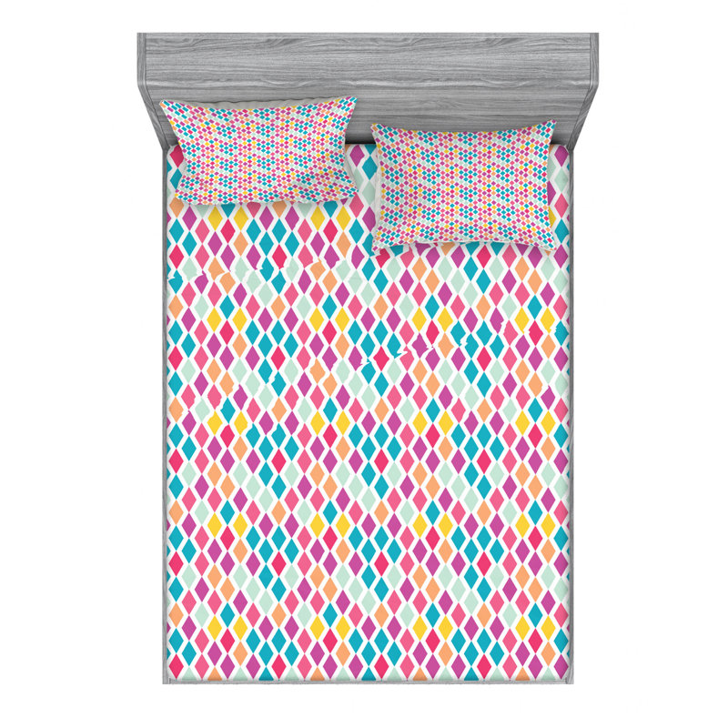 Microfiber Geometric Sheet Set, Queen Sheet Set with Fitted Sheet