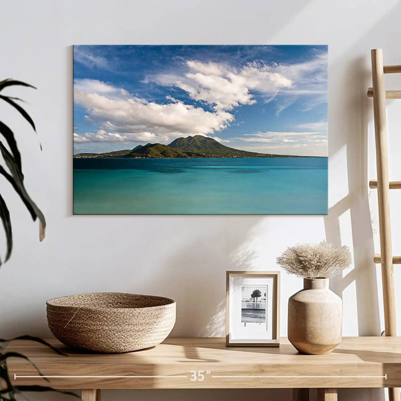 Gillard Nevis Island, H 16 po x l 24 po