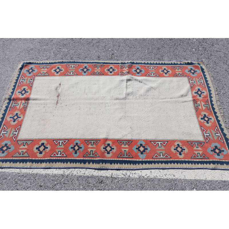 Tapis de chambre à coucher rétro vintage bohème beige idéal pour le bureau de la cuisine ou la chambre de bébé avec un design anatolien authentique et une touche turque