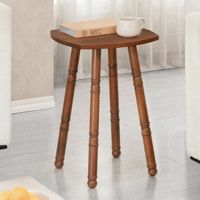 Table de bout en bois massif avec plateau en forme de raquette Cinta