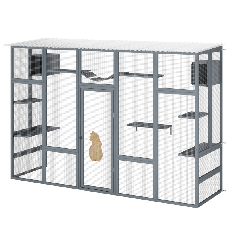 Enclos pour chat gris en bois avec 6 plateformes de saut, 2 condos, pont pour chat et planche à gratter