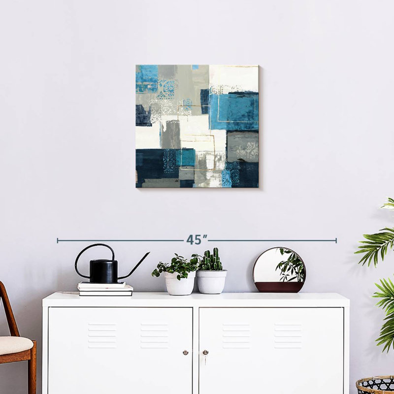 Avery Guided, 20" H x 20" W