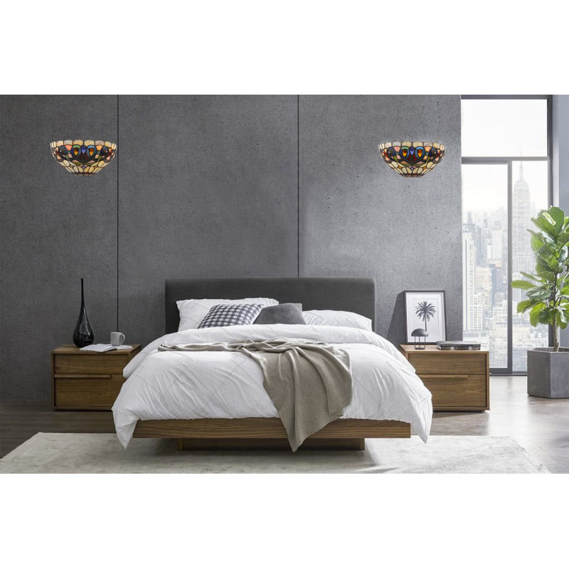 Applique murale noire 1 lumière de style Tiffany Zainab 12 po de large