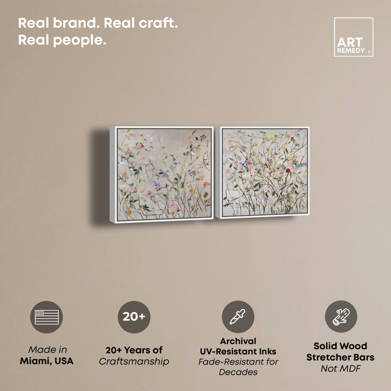 "Floral Decay Diptych", reproduction d'art sur toile encadrée par Art Remedy, cadre blanc, 30 x 30, H 31 po x l 31 po
